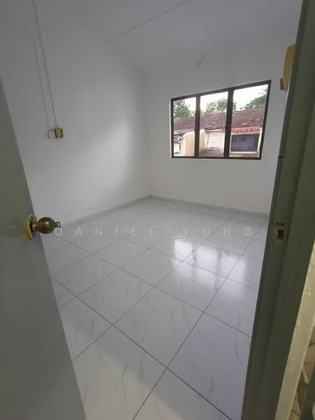 2-storey Terraced House for Sale in Taman Desa Cemerlang (Ulu Tiram) - Daniel Yong - Interior - PropertyGuru.com.my