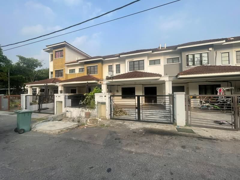 Rumah Teres untuk Dijual di Taman Reko Mutiara (Kajang) - Faiza Aziz - Exterior - PropertyGuru.com.my