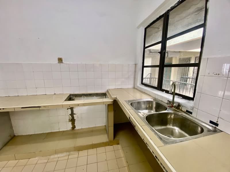 Rumah Flat untuk Dijual di Taman Sri Lembayung - Firdaus Dauz - PropertyGuru.com.my