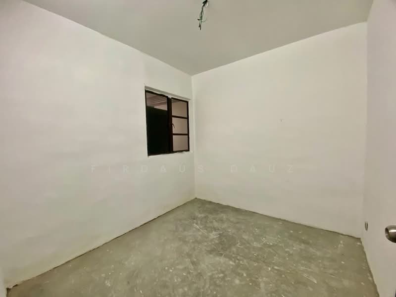 Rumah Flat untuk Dijual di Taman Sri Lembayung - Firdaus Dauz - PropertyGuru.com.my