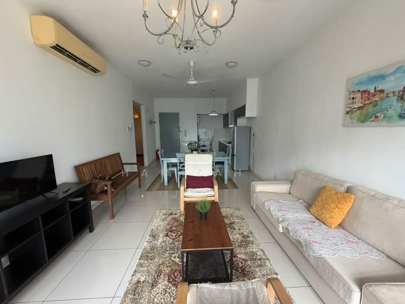 Kediaman Servis untuk Disewa di Renai Jelutong - Hamizah . - Living Room - PropertyGuru.com.my
