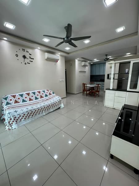 Kondominium untuk Disewa di The Henge - Justin Lai - Living Room - PropertyGuru.com.my