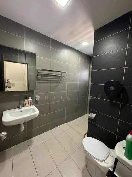 Kondominium untuk Disewa di The Henge - Justin Lai - Bathroom - PropertyGuru.com.my