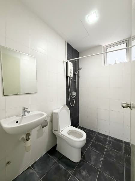 Service Residence for Rent at Pacific Place - Stanley Hong - Bathroom - PropertyGuru.com.my