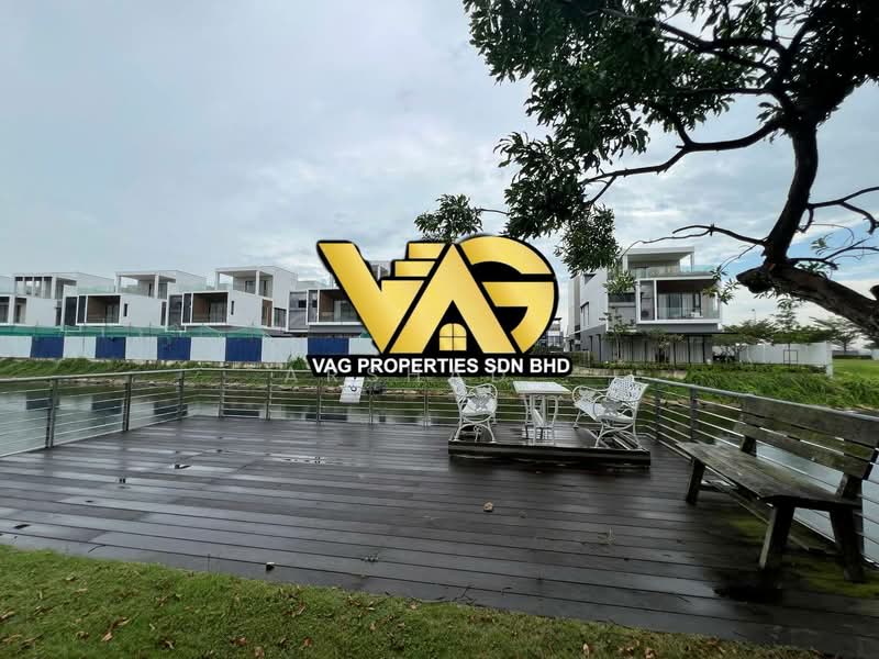 Bungalow House untuk Dijual di Senibong (Permas Jaya) - Arshad . - Exterior - PropertyGuru.com.my