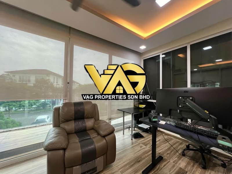 Bungalow House untuk Dijual di Senibong (Permas Jaya) - Arshad . - Study - PropertyGuru.com.my