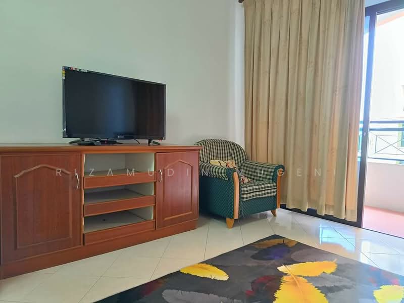 Pangsapuri untuk Dijual di Marina Cove Resort - Rizamudin Mugeni - Living Room - PropertyGuru.com.my