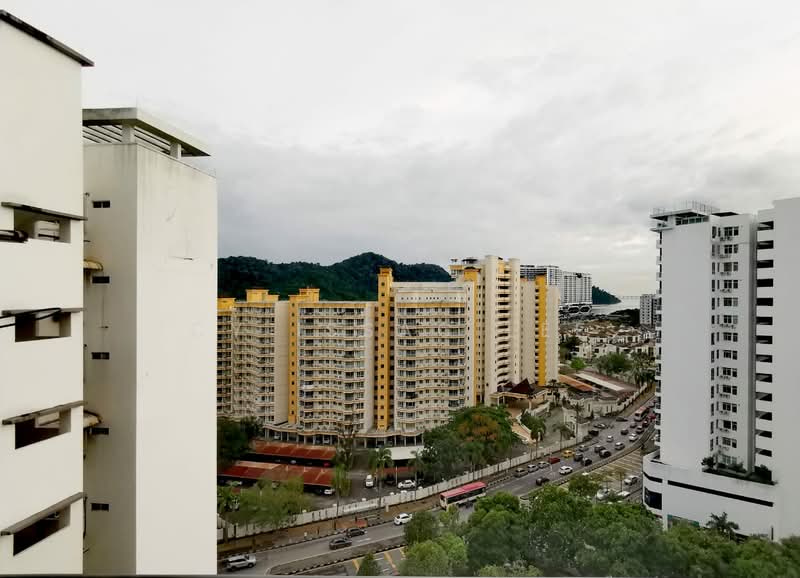 Kondominium untuk Disewa di Putra Place Condominium - Cy Issac Lee - Exterior - PropertyGuru.com.my