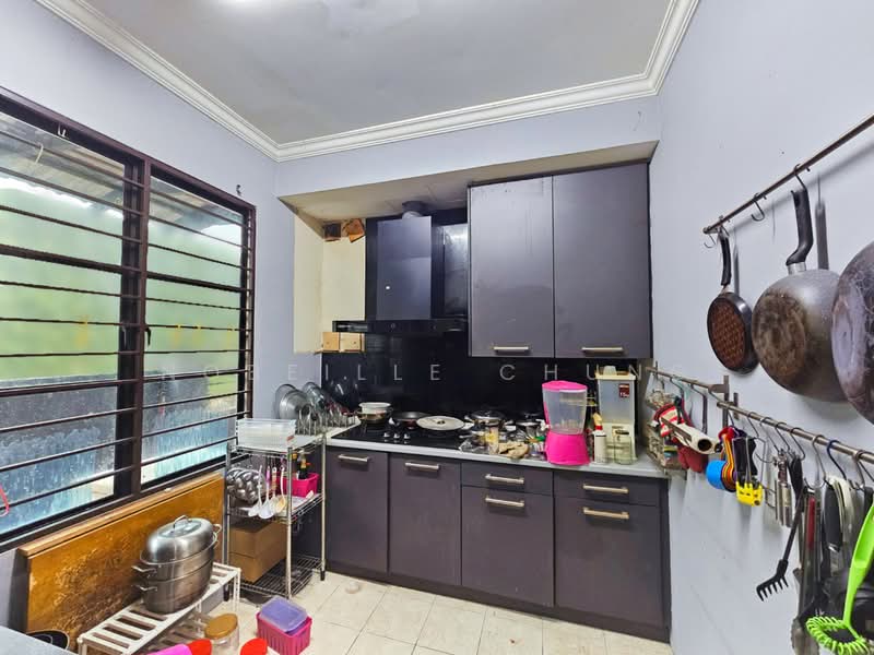 2-storey Terraced House for Sale in Putra Avenue (Subang Jaya) - Nobeille Chung - Kitchen - PropertyGuru.com.my