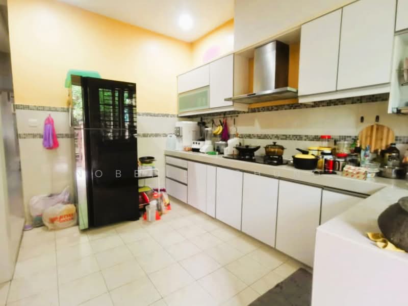 Rumah Teres 2-Tingkat untuk Dijual di Putra Avenue (Subang Jaya) - Nobeille Chung - Kitchen - PropertyGuru.com.my
