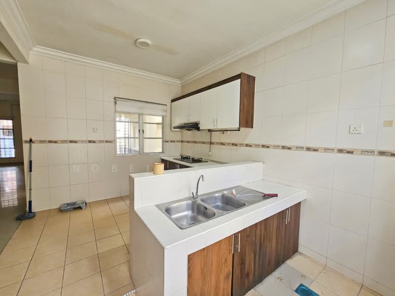 2-storey Terraced House for Sale in Putra Heights (Subang Jaya) - Nobeille Chung - Kitchen - PropertyGuru.com.my