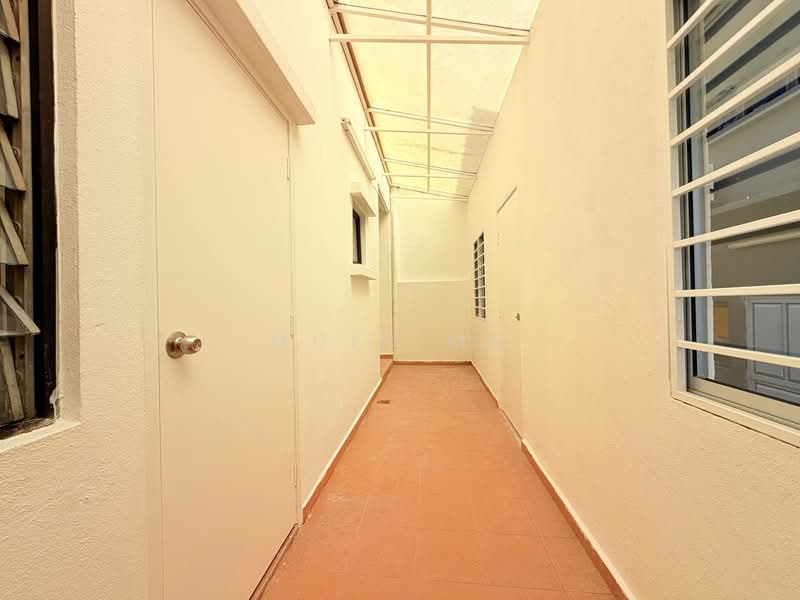 2-storey Terraced House for Sale in Glenmarie (Selangor) - Muin Mn - Corridor - PropertyGuru.com.my
