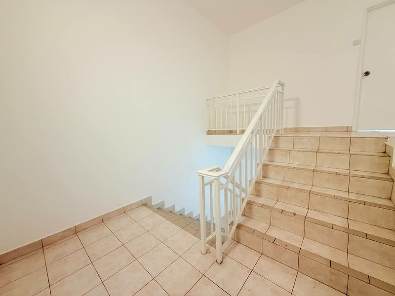 2-storey Terraced House for Sale in Glenmarie (Selangor) - Muin Mn - Corridor - PropertyGuru.com.my