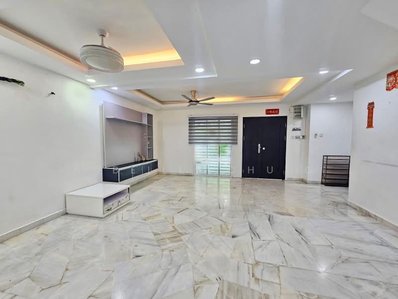Rumah Teres 2-Tingkat untuk Dijual di Putra Heights (Subang Jaya) - Nobeille Chung - Living Room - PropertyGuru.com.my