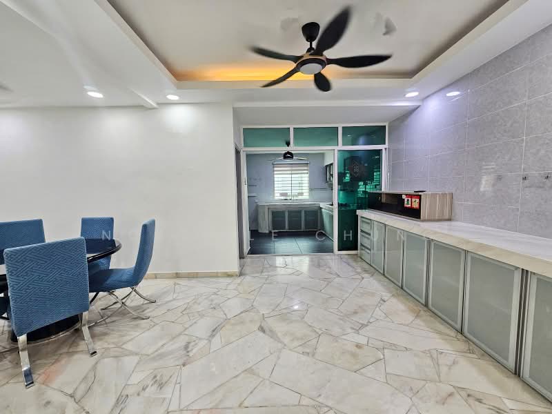 Rumah Teres 2-Tingkat untuk Dijual di Putra Heights (Subang Jaya) - Nobeille Chung - Dining Room - PropertyGuru.com.my