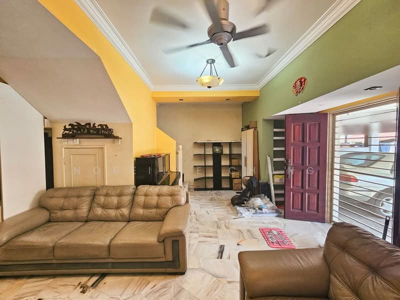 Rumah Teres 2-Tingkat untuk Dijual di Putra Heights (Subang Jaya) - Nobeille Chung - Living Room - PropertyGuru.com.my