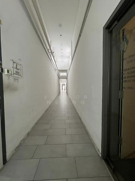 Office for Sale in Shah Alam (Selangor) - Victor Huang - Corridor - PropertyGuru.com.my
