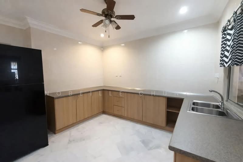 Rumah Teres 2-Tingkat untuk Dijual di Putra Heights (Subang Jaya) - Nobeille Chung - Kitchen - PropertyGuru.com.my