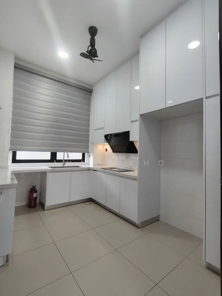 Bungalow House for Rent in Setia Alam (Selangor) - Annie Kho - Kitchen - PropertyGuru.com.my