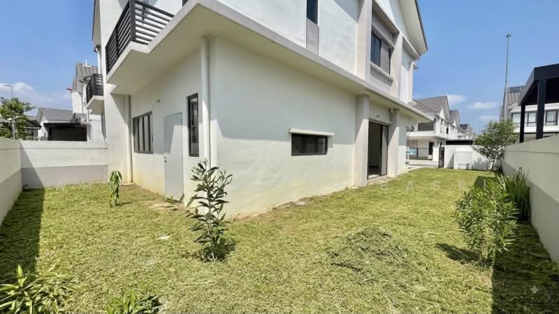 Rumah Berkembar untuk Dijual di Cyber 10 (Cyberjaya) - Ahmad Faizal Basri - Exterior - PropertyGuru.com.my