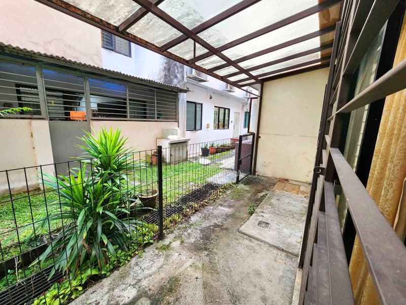 3-storey Terraced House for Sale in Lake Fields (Sungai Besi) - Suki Tan - Exterior - PropertyGuru.com.my