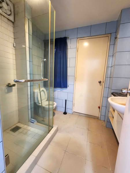 3-storey Terraced House for Sale in Lake Fields (Sungai Besi) - Suki Tan - Bathroom - PropertyGuru.com.my