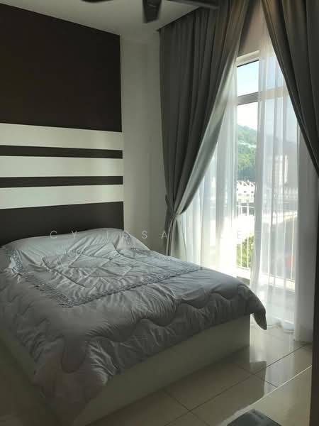 Condominium for Sale at Reflections Condominium - Cy Issac Lee - Bedroom - PropertyGuru.com.my