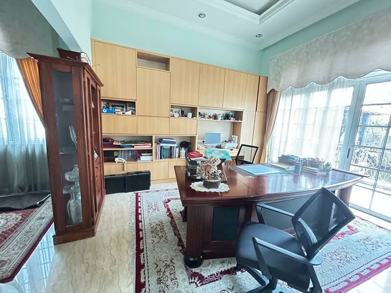 Bungalow House for Sale in Subang Heights (Subang Jaya) - Lai YK - Study - PropertyGuru.com.my