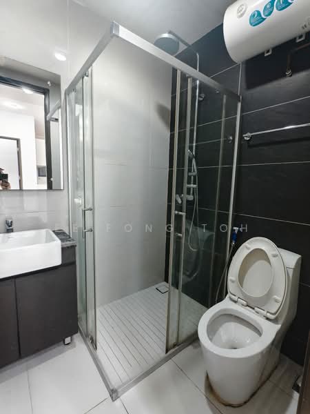 Kondominium untuk Dijual di Amberside @ Country Garden Danga Bay - Ee Fong Toh - Bathroom - PropertyGuru.com.my