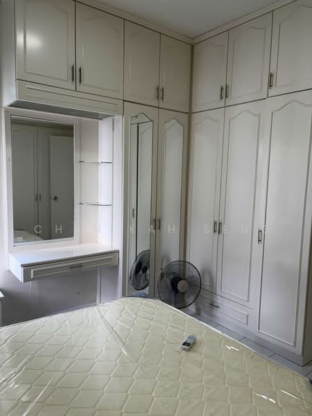 Kondominium untuk Dijual di Pantai Panorama Condominiums - Chen Kah Seng - Bedroom - PropertyGuru.com.my