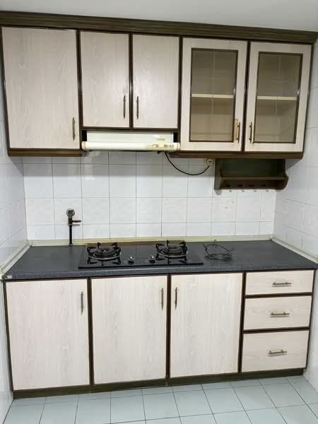 Kondominium untuk Dijual di Pantai Panorama Condominiums - Chen Kah Seng - Kitchen - PropertyGuru.com.my