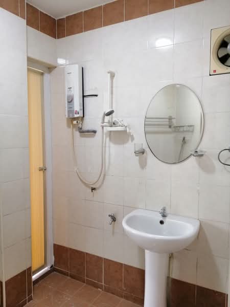 Apartment for Sale at Rampai Court - KK Ong - Bathroom - PropertyGuru.com.my