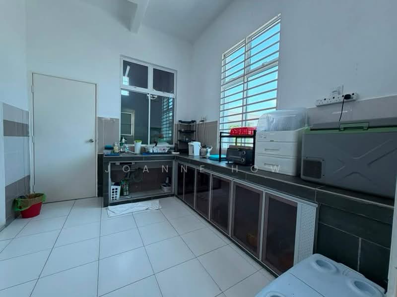 Bungalow House for Sale in Taman Permatang Pasir Perdana (Alai) - Joanne How - Kitchen - PropertyGuru.com.my