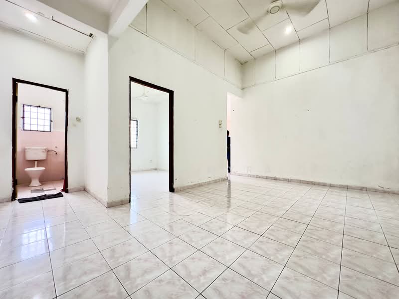 Terraced House for Sale in Klang (Selangor) - Maya Myra - Bathroom - PropertyGuru.com.my