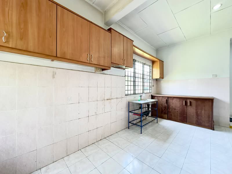 Terraced House for Sale in Klang (Selangor) - Maya Myra - Kitchen - PropertyGuru.com.my