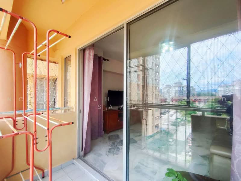 Kondominium untuk Dijual di Le Jardine Condominium - Norfazilah Binti Mohd Saad - Balcony - PropertyGuru.com.my
