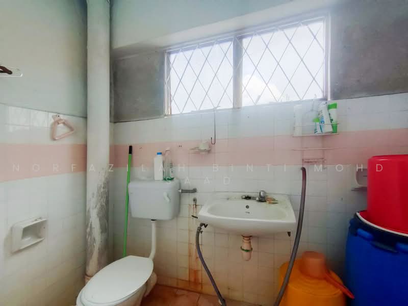 Kondominium untuk Dijual di Le Jardine Condominium - Norfazilah Binti Mohd Saad - Bathroom - PropertyGuru.com.my