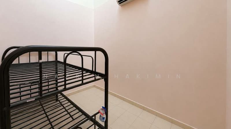 Rumah Teres 1-Tingkat untuk Dijual di Seksyen 29 (Shah Alam) - Nazrin Hakimin - Bedroom - PropertyGuru.com.my