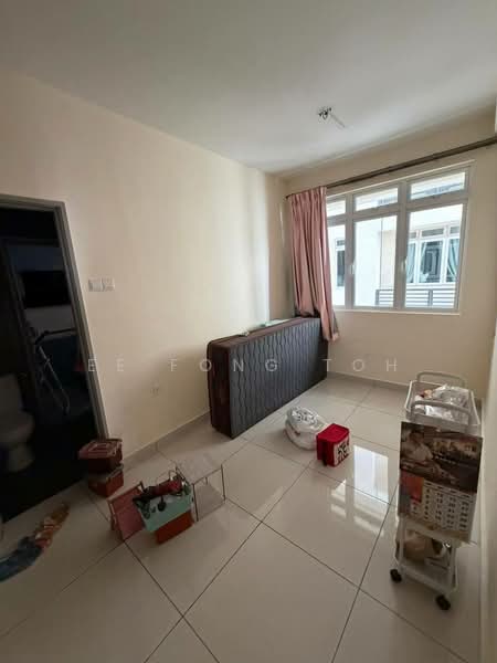 Kediaman Servis untuk Dijual di KSL Residence @ Daya - Ee Fong Toh - Interior - PropertyGuru.com.my