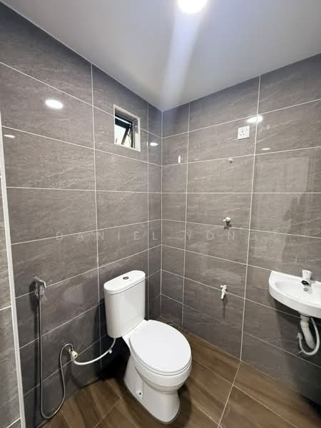 Rumah Teres 1-Tingkat untuk Dijual di Taman Skudai Baru (Skudai) - Daniel Yong - Bathroom - PropertyGuru.com.my