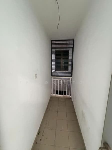 Condominium for Sale at PARC Regency (Residensi Masai) - Ee Fong Toh - Corridor - PropertyGuru.com.my