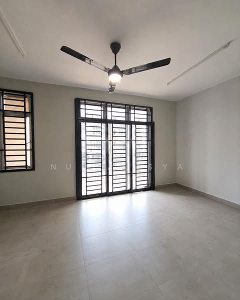 Rumah Teres 2.5-Tingkat untuk Dijual di Gelang Patah (Johor) - Nur Alisya - Living Room - PropertyGuru.com.my