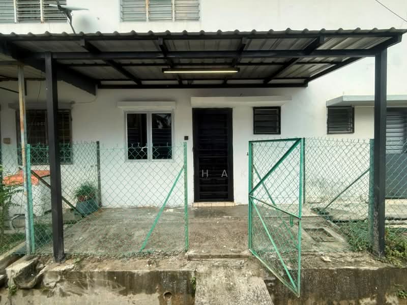 Rumah Teres untuk Dijual di Sungai Buloh (Selangor) - Nazrin Hakimin - Exterior - PropertyGuru.com.my