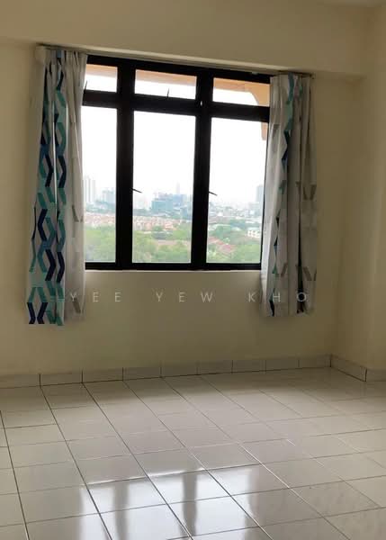 Condominium for Rent at Vista Komanwel A - Yee Yew Kho - View - PropertyGuru.com.my