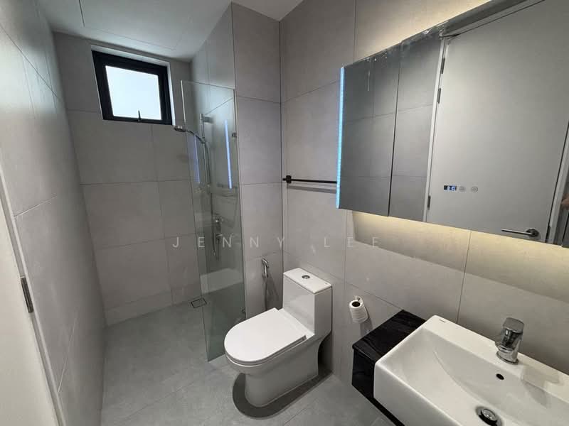 Kediaman Servis untuk Disewa di Maxim Risen - Jenny Lee - Bathroom - PropertyGuru.com.my