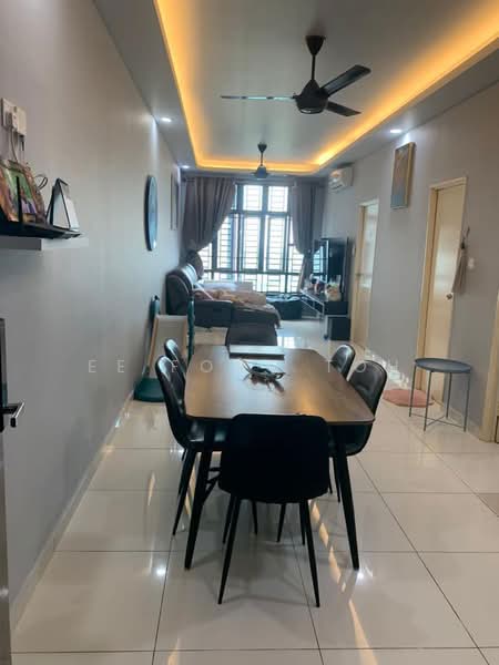 Service Residence for Sale at D'Summit Residences - Ee Fong Toh - Living Room - PropertyGuru.com.my