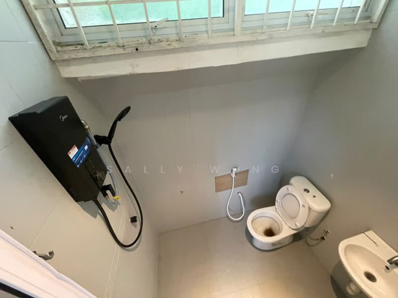 Bungalow House for Rent in Ampang Jaya (Ampang) - Sally Wong - Bathroom - PropertyGuru.com.my
