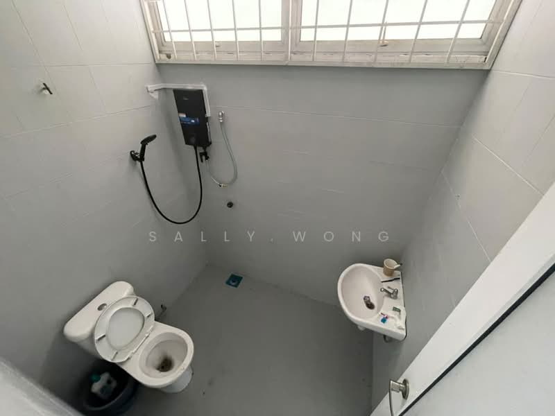 Bungalow House for Rent in Ampang Jaya (Ampang) - Sally Wong - Bathroom - PropertyGuru.com.my