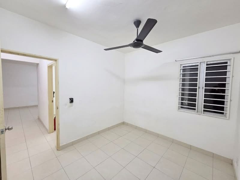 Apartment for Sale at De Bayu - Nazrin Hakimin - Interior - PropertyGuru.com.my
