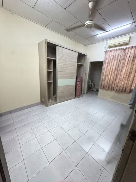 1-storey Terraced House for Sale in Taman Daya (Johor Bahru) - Yik Tat - PropertyGuru.com.my